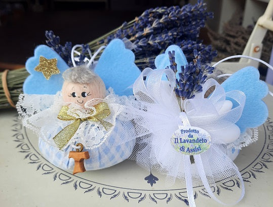 Angioletto bomboniera azzurro pieno di lavanda. Realizzato a mano. L'angioletto è una bellissima idea per bomboniere, ideale per nascita, Battesimo, Comunione e Cresima.