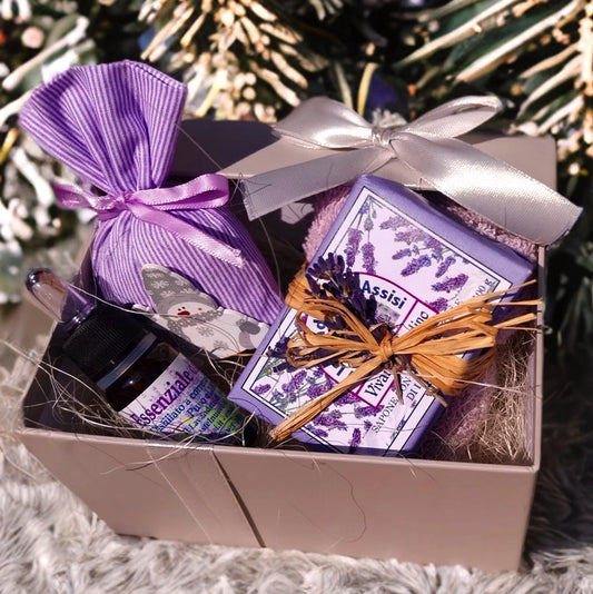 Box regali di Natale economici con olio essenziale, saponetta e sacchetto alla lavanda